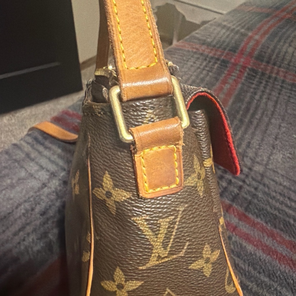 Louis Vuitton vivacite pm Monogram crossbody - Picture 6 of 8